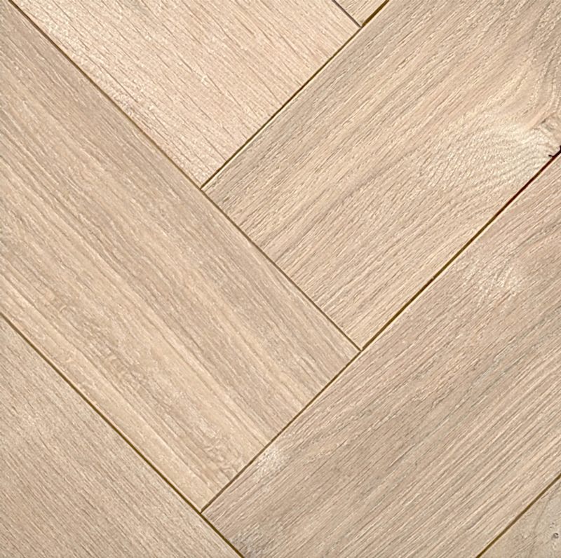 Donau FB Hout Balıksırtı